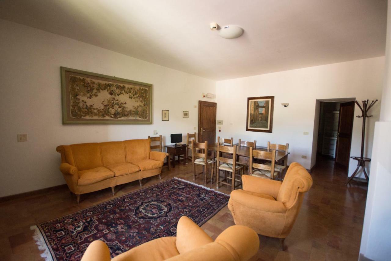 폴리뇨 Casa Dei Lecci 아파트 외부 사진